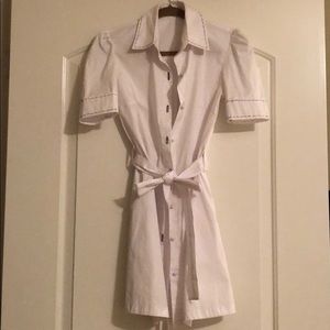 Structured white mini dress with grey stitching